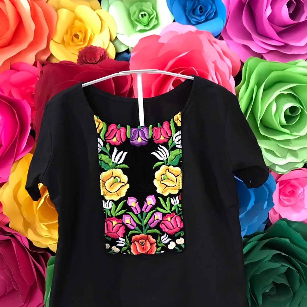 Mexicotodocorazon mexican Huipil blouse